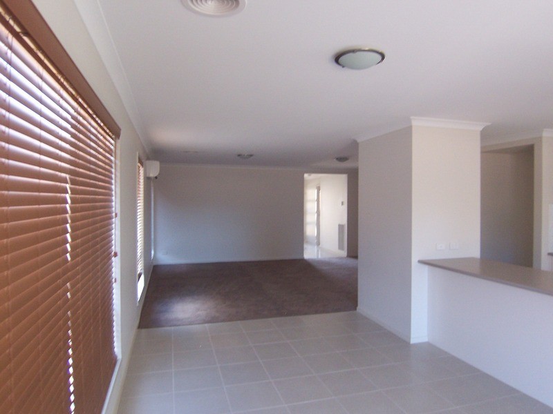 16 Pamela Avenue, Jackass Flat VIC 3556