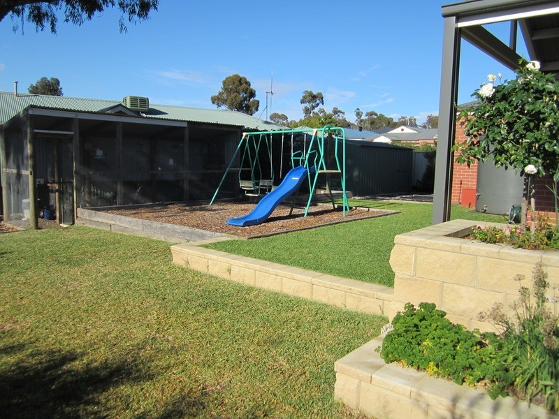 51 Arthurs Crescent, Strathfieldsaye VIC 3551