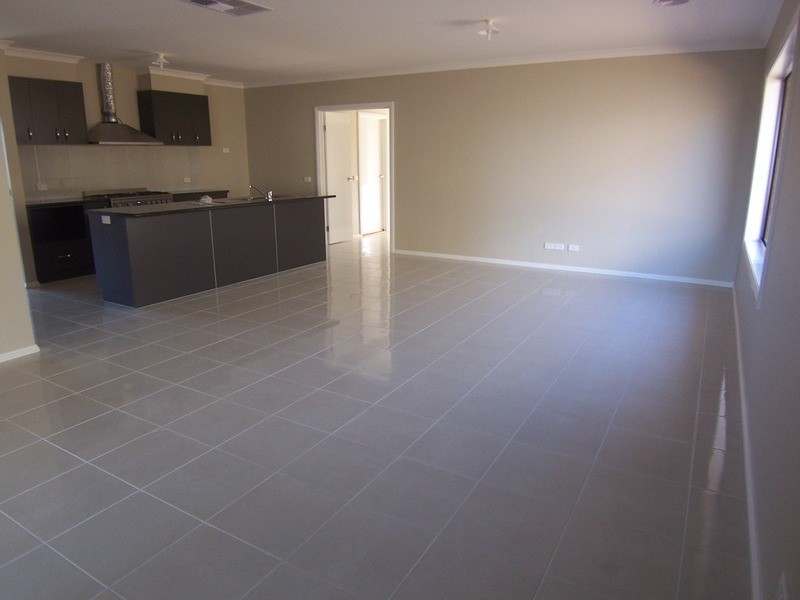 22 Klim Avenue, Kangaroo Flat VIC 3555