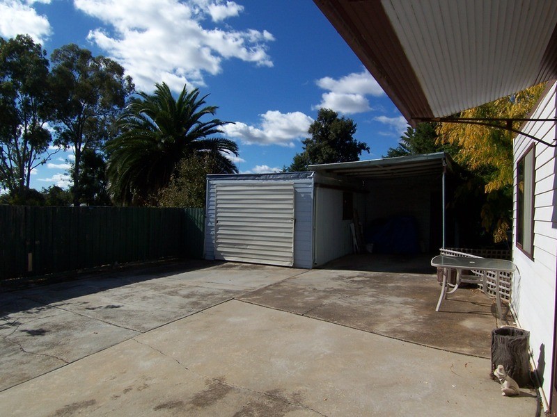 24 Churchill Avenue, Flora Hill VIC 3550