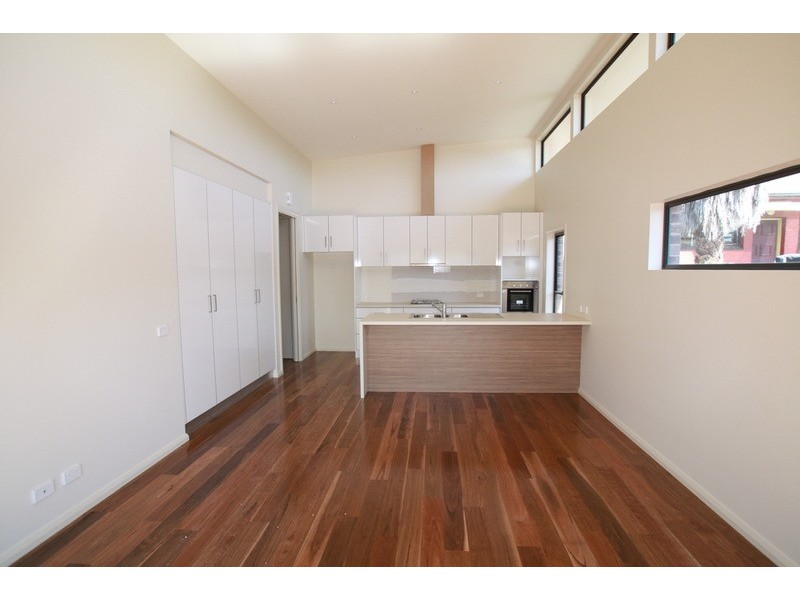 31a Reginald Street, Quarry Hill VIC 3550