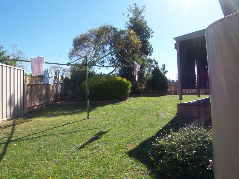 25 Landale Drive, Strathdale VIC 3550