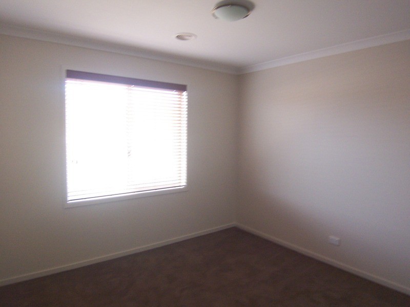 4 Pamela Avenue, Jackass Flat VIC 3556