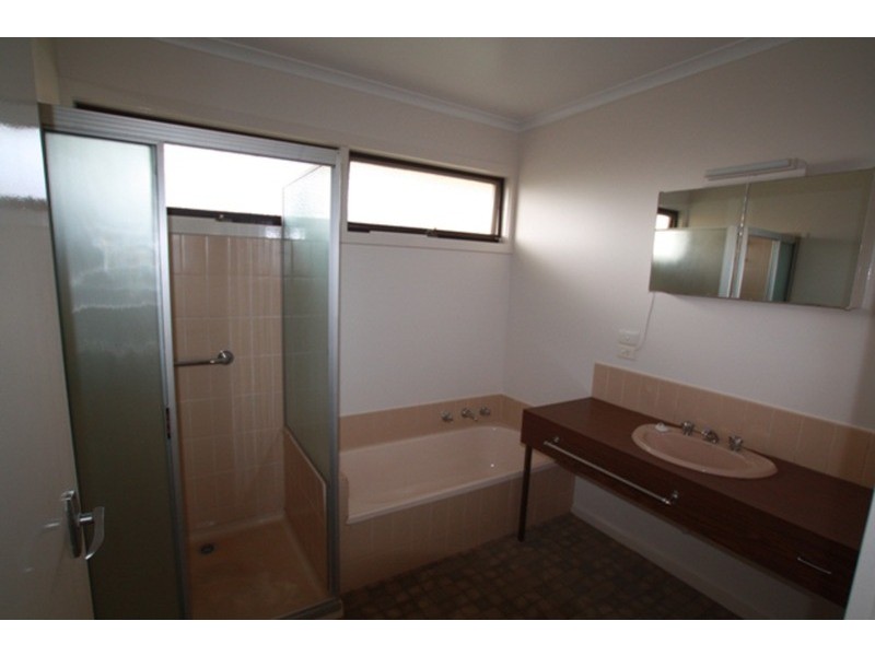 4/79 Somerville Street, Flora Hill VIC 3550