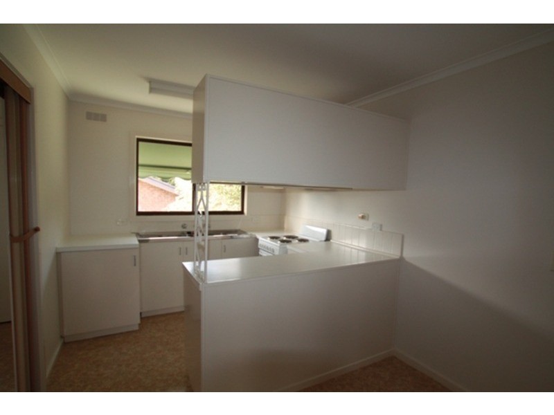 4/79 Somerville Street, Flora Hill VIC 3550