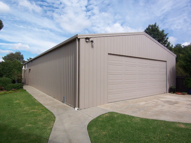 18 Raymond Avenue, Flora Hill VIC 3550