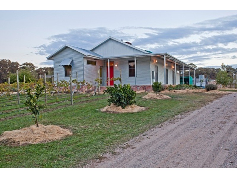 Lot 1/11 Irwin  Lane, Bendigo VIC 3550