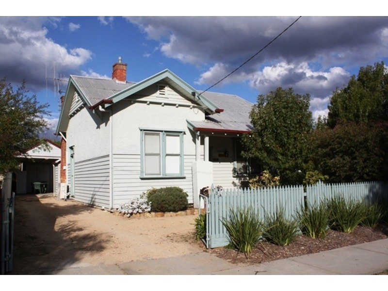 13a Somerville Street, Flora Hill VIC 3550