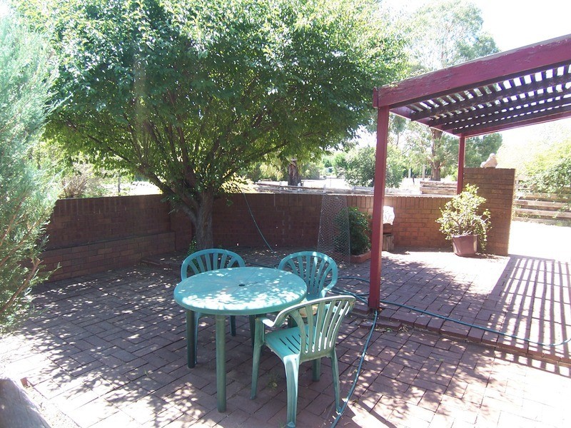 32 Pine Grove, Goornong VIC 3557