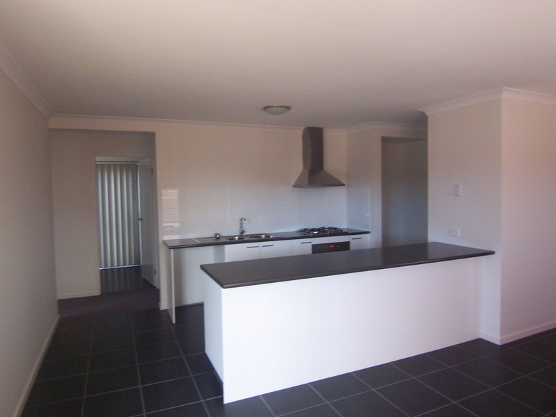 8 Pamela  Avenue, Jackass Flat VIC 3556