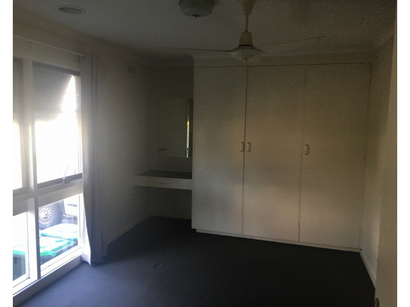 4/79 Somerville Street, Flora Hill VIC 3550