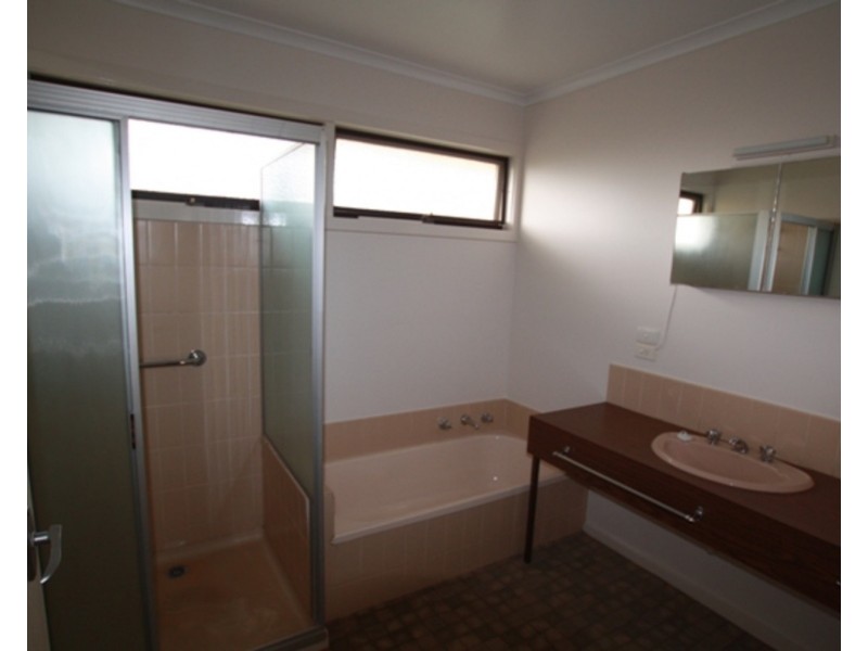 4/79 Somerville Street, Flora Hill VIC 3550