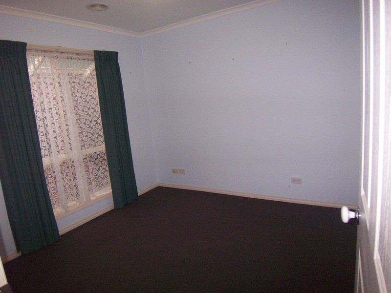 8 Allpress Drive, Golden Square VIC 3555