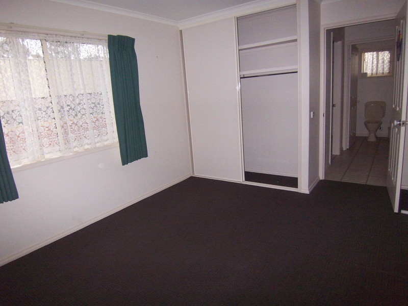 8 Allpress Drive, Golden Square VIC 3555