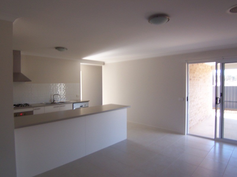 16 Pamela  Avenue, Jackass Flat VIC 3556