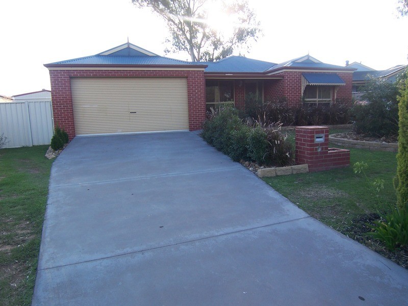 3 Glenshael Court, Strathfieldsaye VIC 3551