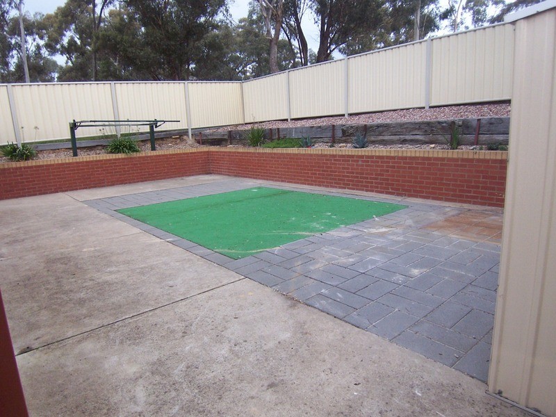 8 Allpress Drive, Golden Square VIC 3555