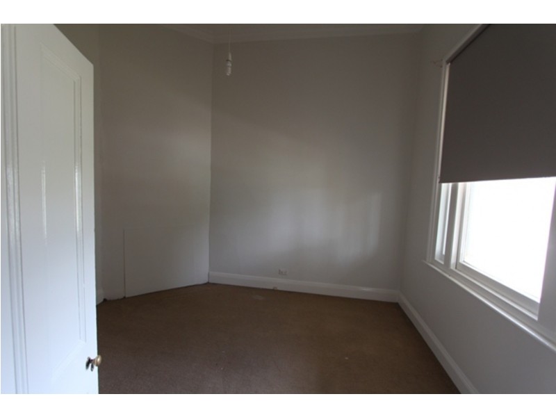 17 Graham Street, Quarry Hill VIC 3550