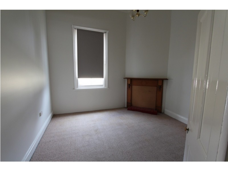 17 Graham Street, Quarry Hill VIC 3550