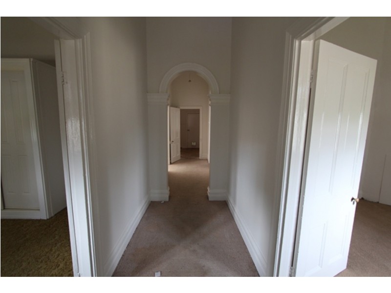 17 Graham Street, Quarry Hill VIC 3550