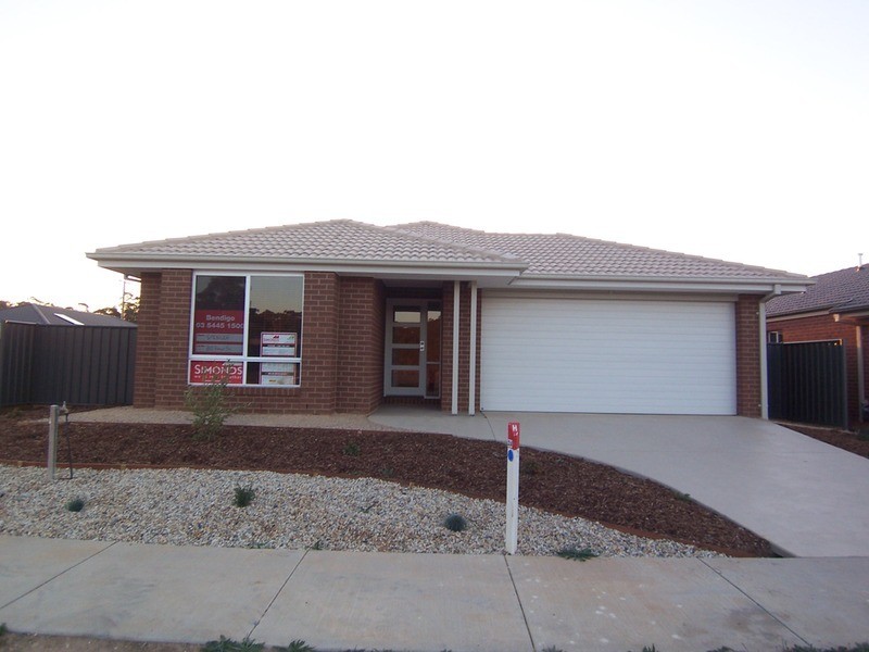 1 Pamela Avenue, Jackass Flat VIC 3556