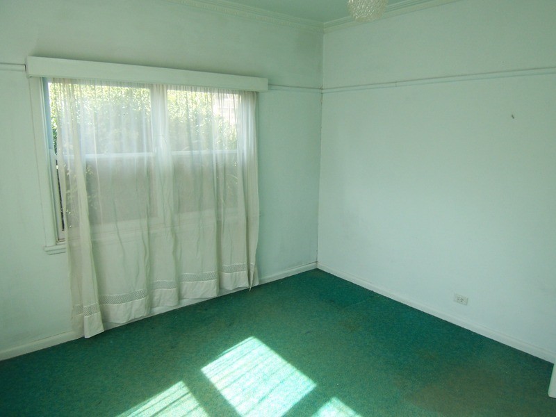 344 High Street, Kangaroo Flat VIC 3555