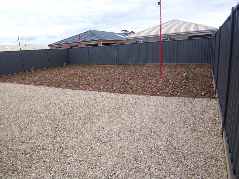 2 Creekside Close, Jackass Flat VIC 3556