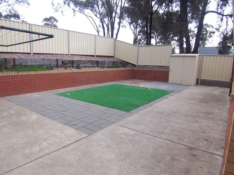 8 Allpress Drive, Golden Square VIC 3555