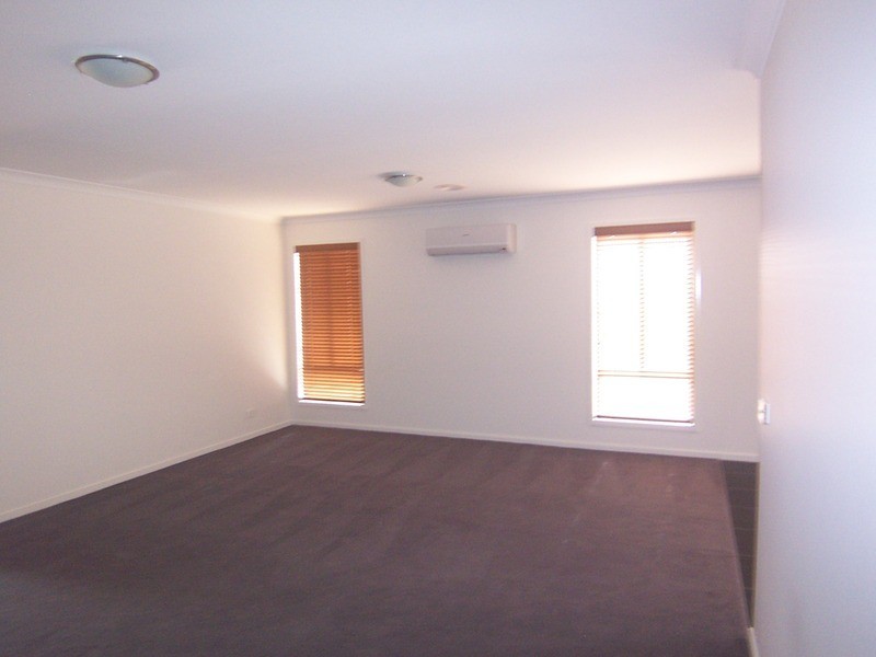 8 Pamela  Avenue, Jackass Flat VIC 3556