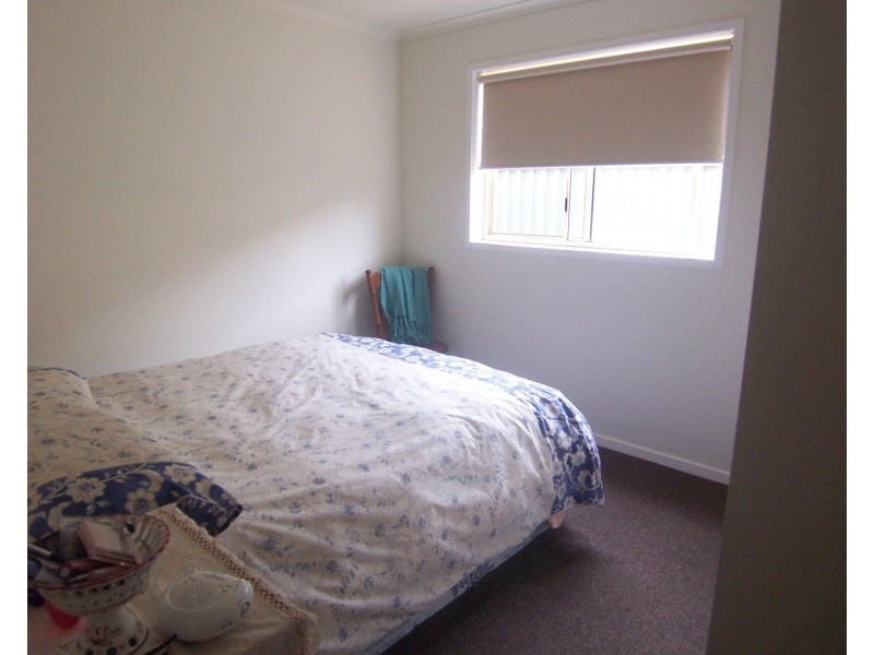 2/24 Trumble Street, Eaglehawk VIC 3556