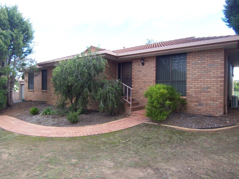 25 Landale Drive, Strathdale VIC 3550