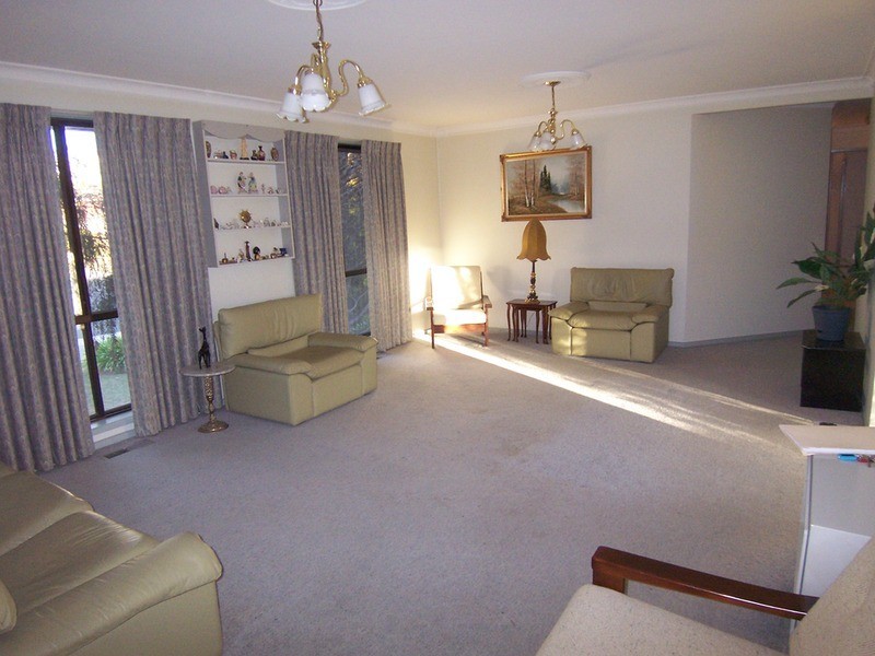 25 Landale Drive, Strathdale VIC 3550