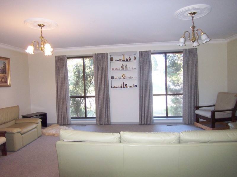 25 Landale Drive, Strathdale VIC 3550