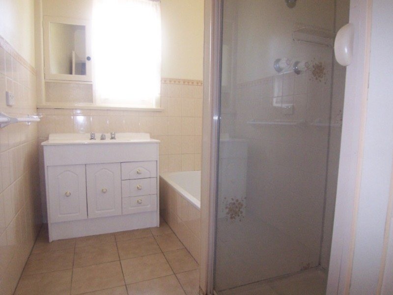 15 Towers Street, Flora Hill VIC 3550