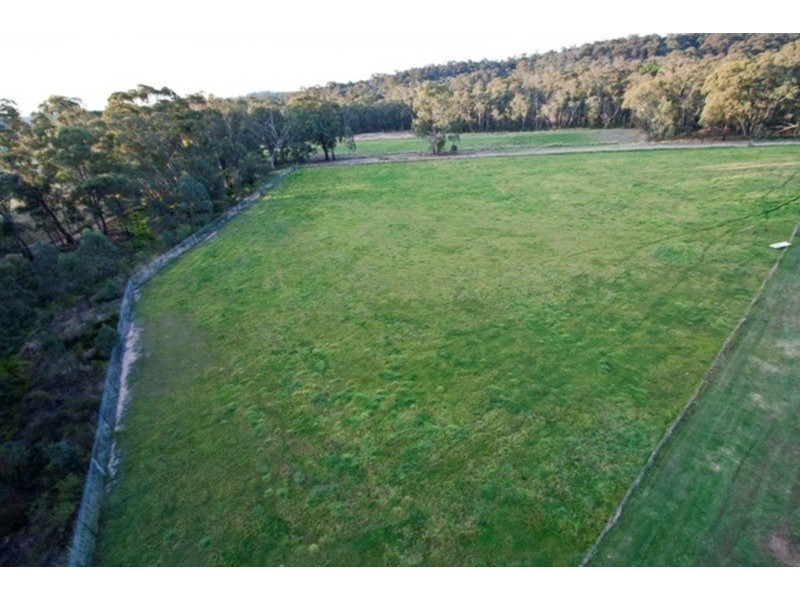 Lot 2/11 Irwin  Lane, Kangaroo Flat VIC 3555