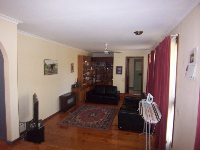 32 Lawson Street, Spring Gully VIC 3550