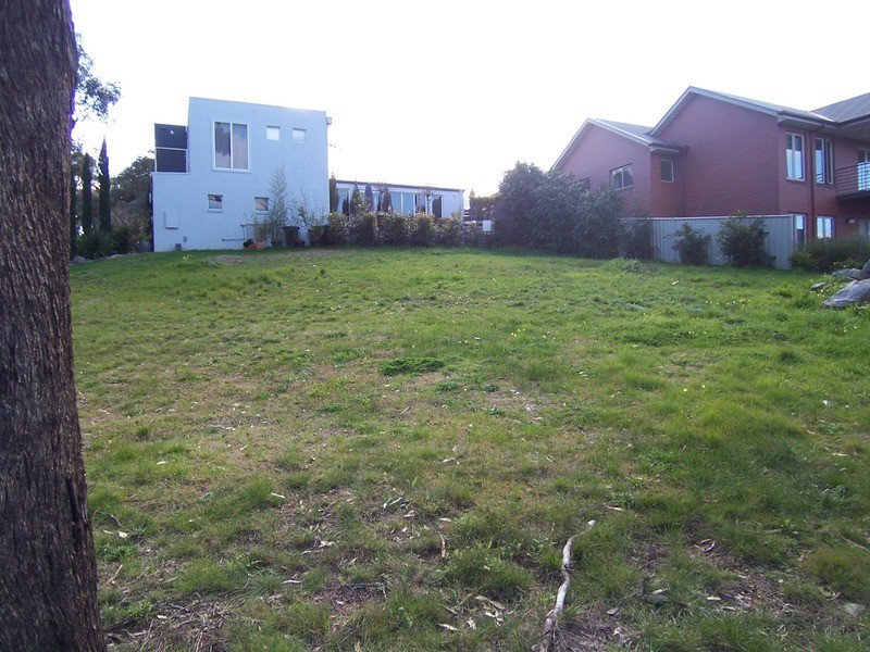 1 Lakewood Drive, Kennington VIC 3550