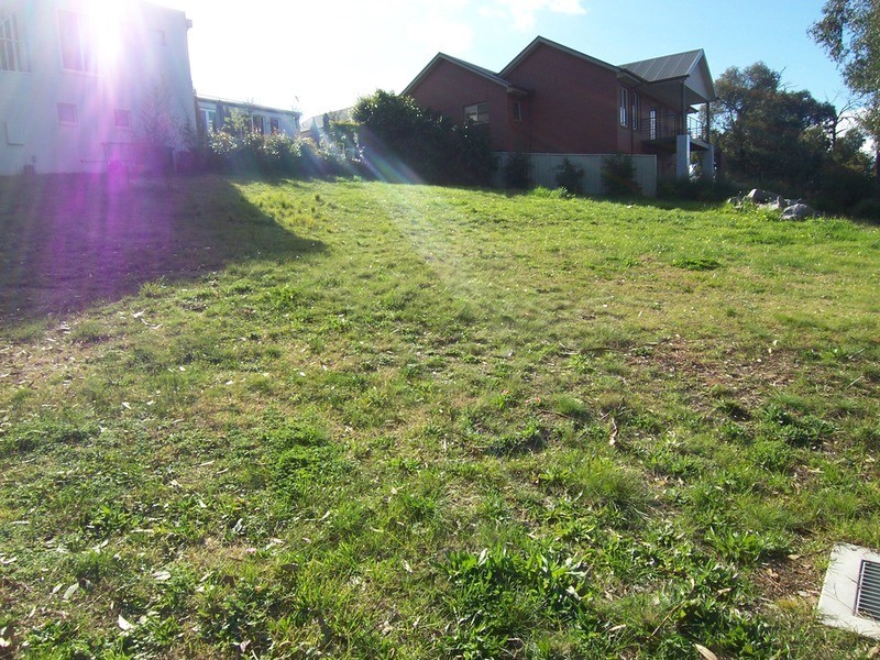 1 Lakewood Drive, Kennington VIC 3550