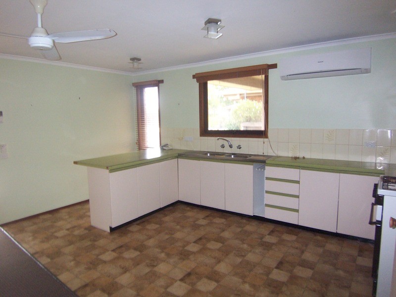 4/9 Andrew Close, Kangaroo Flat VIC 3555