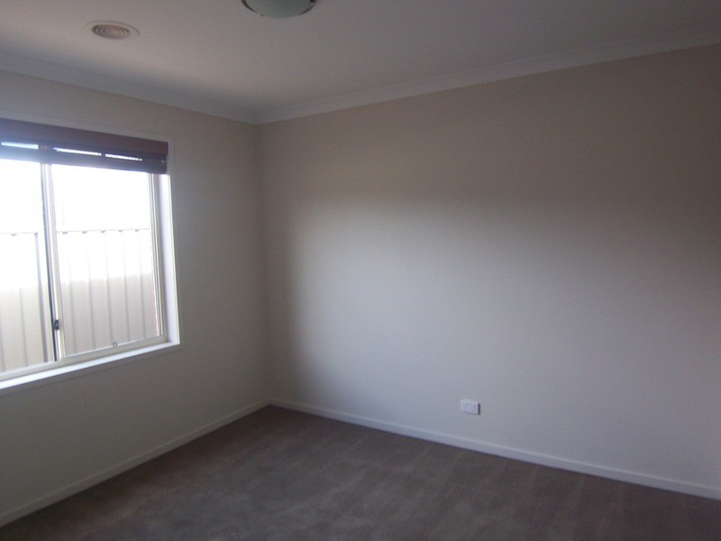 4 Pamela Avenue, Jackass Flat VIC 3556