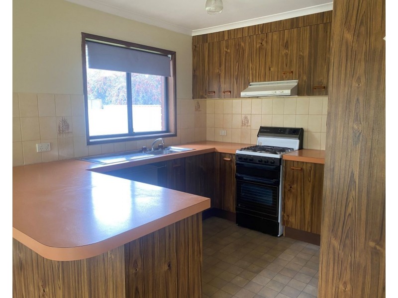 5/69 Mackenzie Street West Street, Golden Square VIC 3555