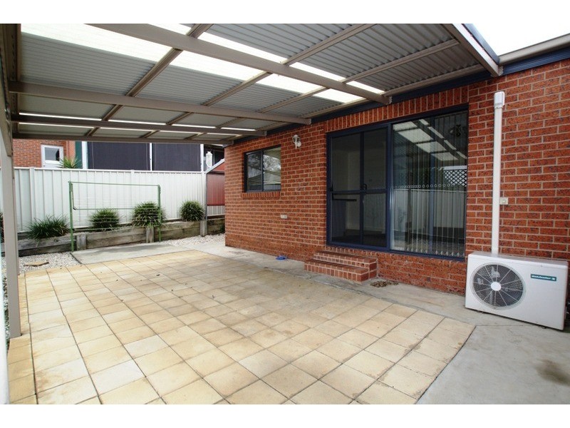 11 Goodenia Avenue, Kangaroo Flat VIC 3555