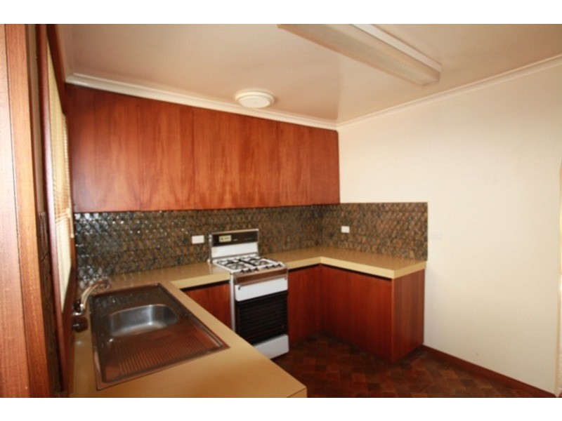 1/7 Carola Court, Kennington VIC 3550