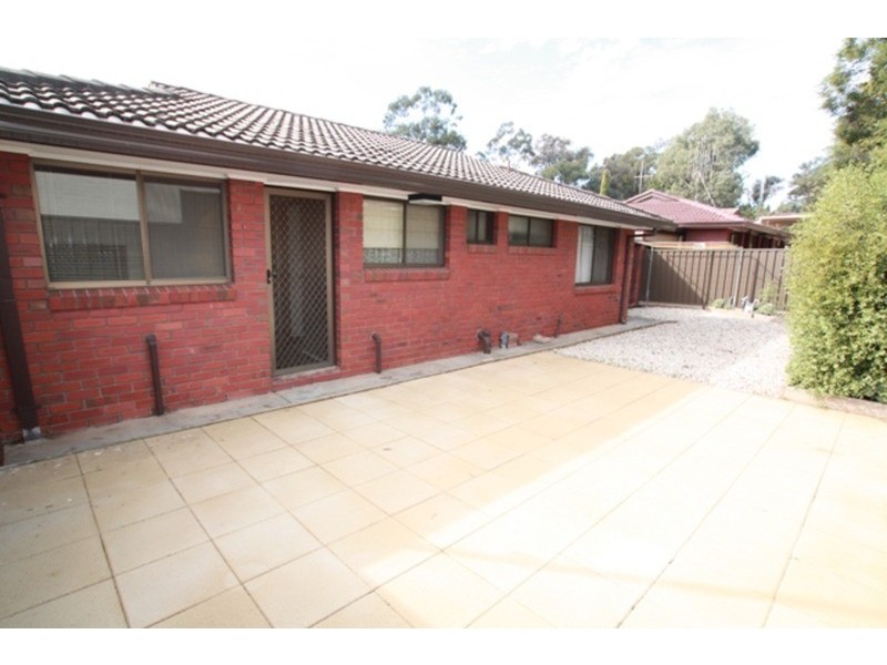 1/7 Carola Court, Kennington VIC 3550