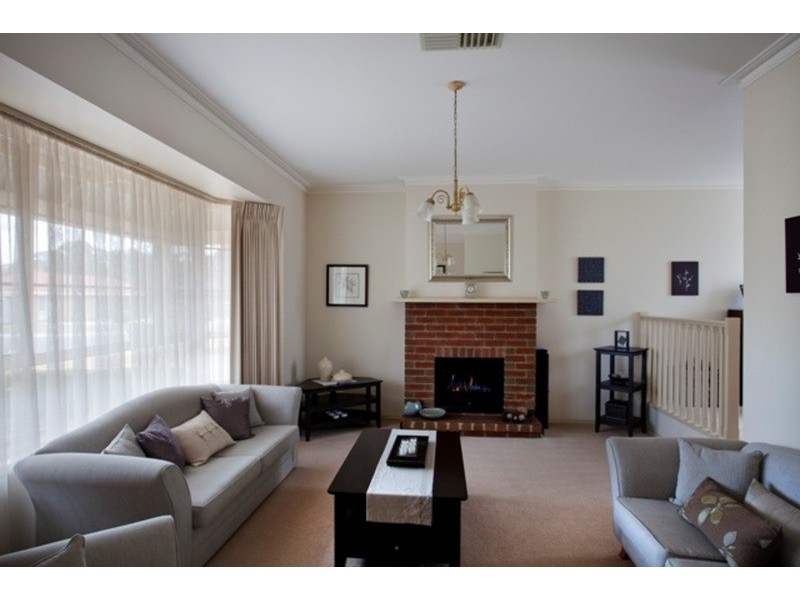 1 Wilton  Court, Golden Square VIC 3555