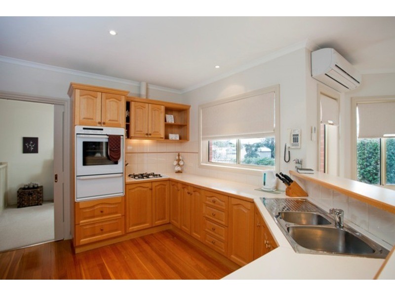 1 Wilton  Court, Golden Square VIC 3555