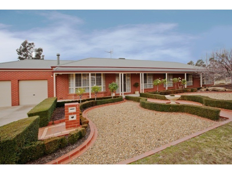 1 Wilton  Court, Golden Square VIC 3555