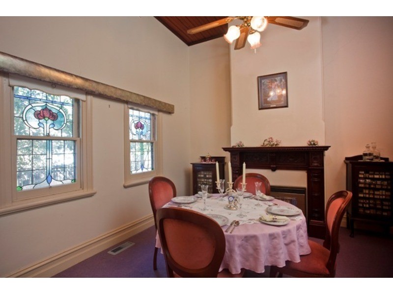 6 Butts Road, Eaglehawk VIC 3556