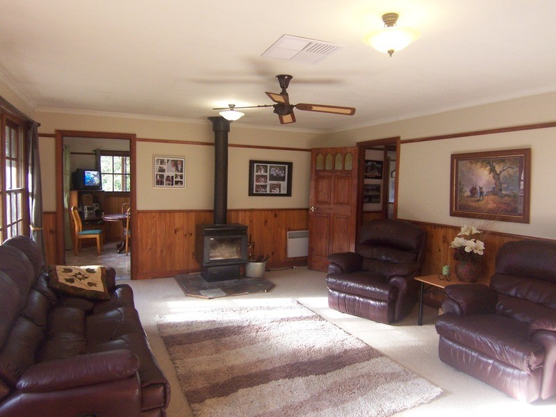973 Fogartys Gap Road, Walmer VIC 3463