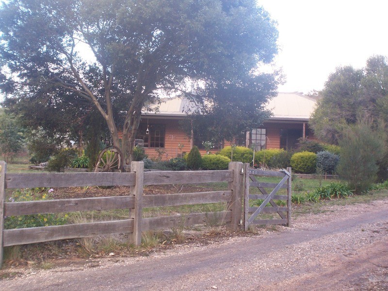 973 Fogartys Gap Road, Walmer VIC 3463